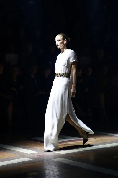 Look 7